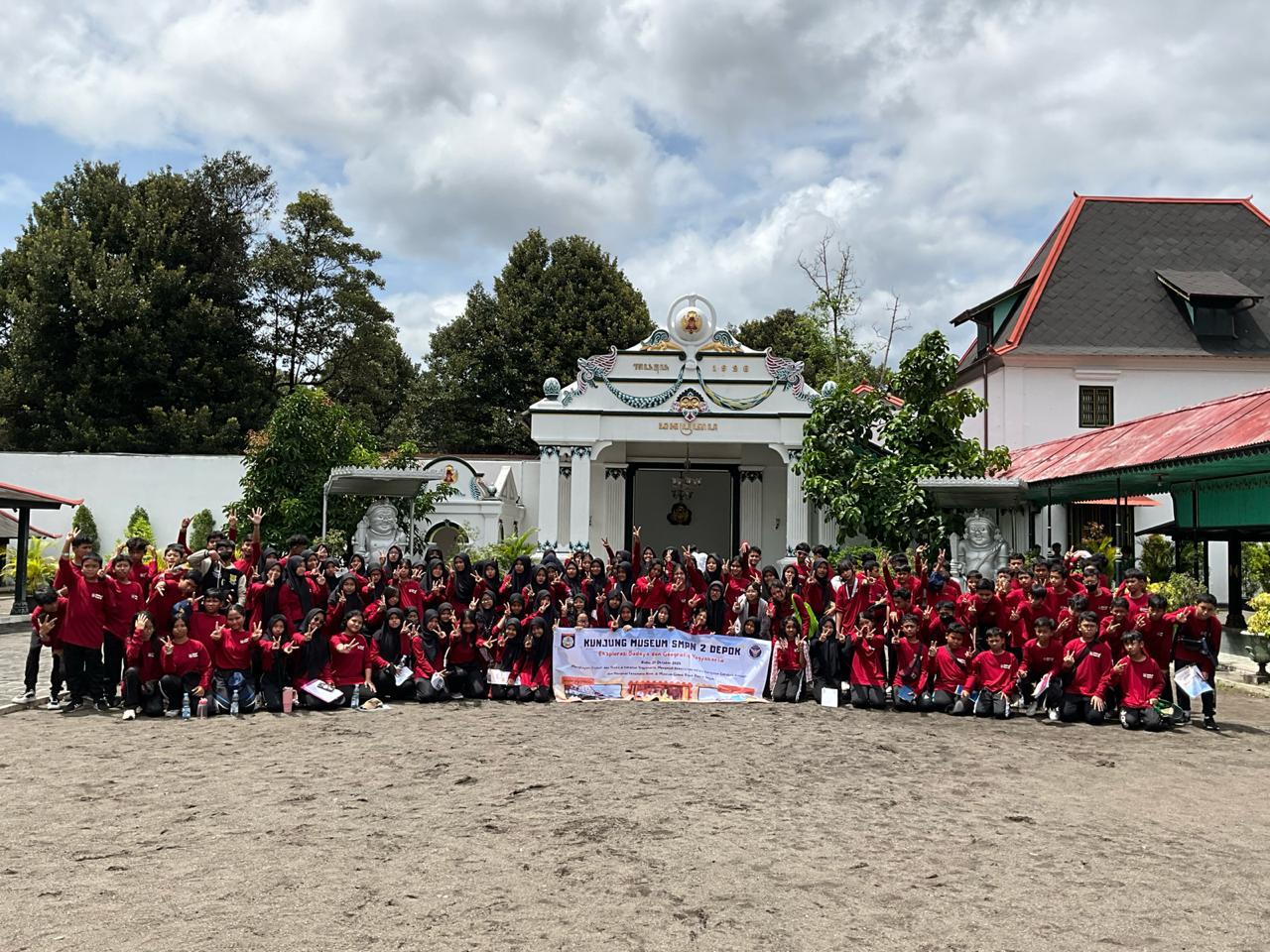 divi service section image 3